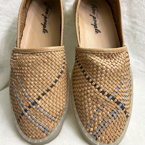 Free People Santorini Slip On Woven  Leather W Sz 9 M 7.5 Casual Shoes Loafers - Picture 1 of 8